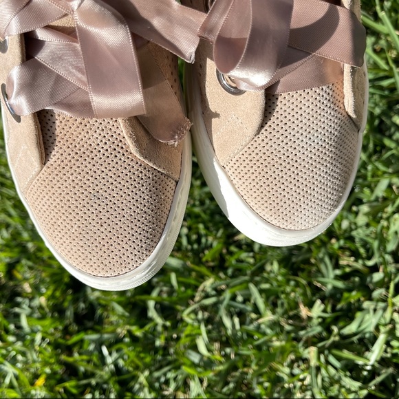 AGL🔴Platform perforated Suede Leather sneakers 9 - Picture 5 of 7